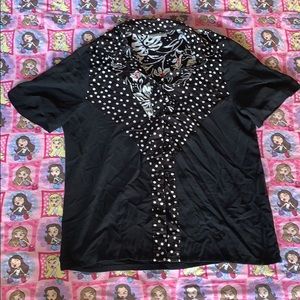 Vintage fun patterned top!
